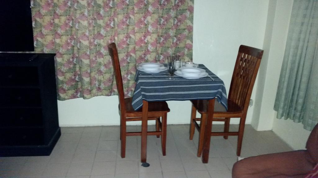 Indogee Apartments Pattaya Eksteriør bilde