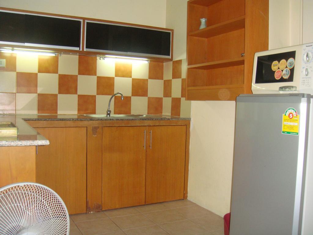 Indogee Apartments Pattaya Eksteriør bilde