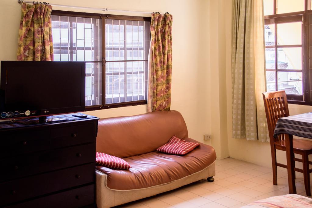 Indogee Apartments Pattaya Eksteriør bilde