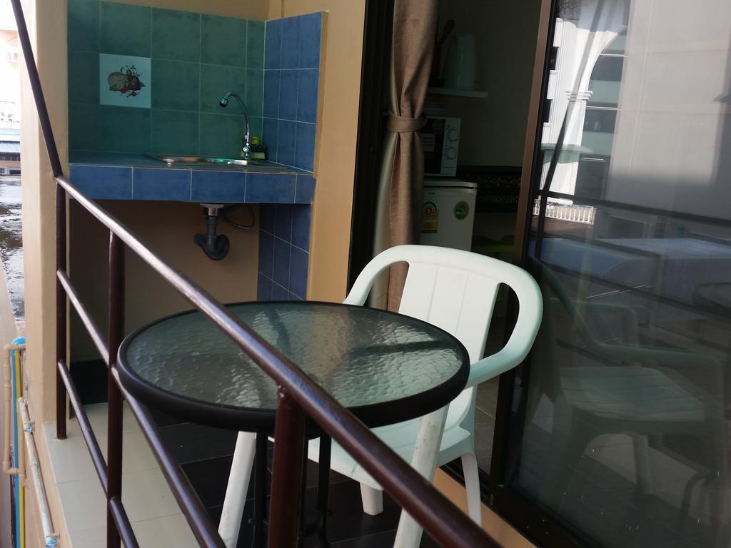 Indogee Apartments Pattaya Eksteriør bilde